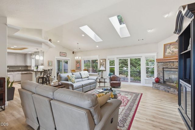 2212 SE Linden Lane, Grants Pass, OR 97527