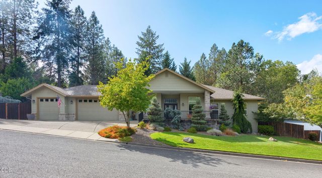2212 SE Linden Lane, Grants Pass, OR 97527