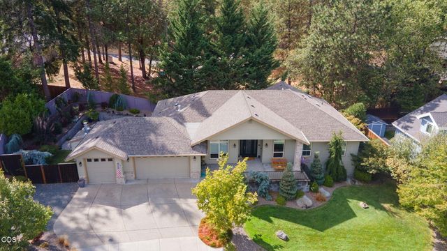 2212 SE Linden Lane, Grants Pass, OR 97527