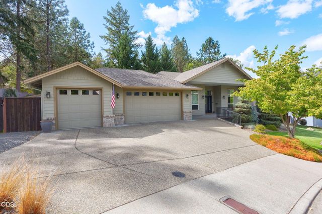 2212 SE Linden Lane, Grants Pass, OR 97527