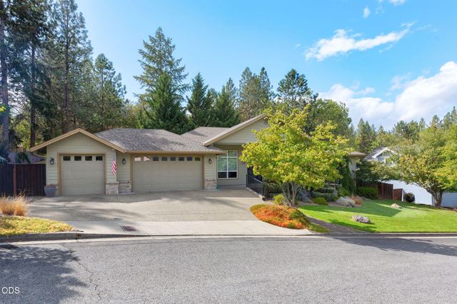 2212 SE Linden Lane, Grants Pass, OR 97527