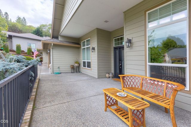 2212 SE Linden Lane, Grants Pass, OR 97527