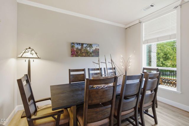 2212 SE Linden Lane, Grants Pass, OR 97527