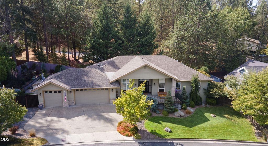 2212 SE Linden Lane, Grants Pass, OR 97527