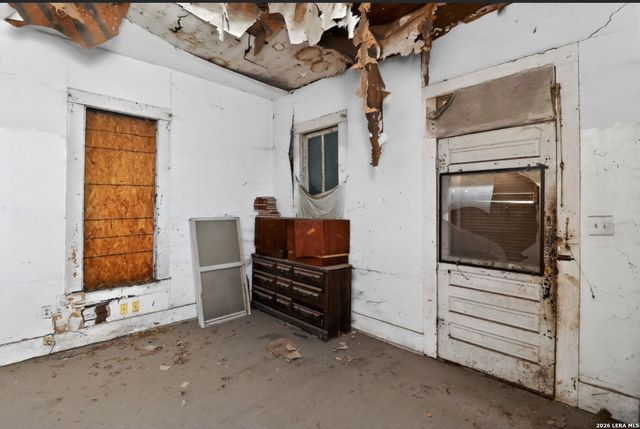 1315 Burleson, San Antonio, TX 78202