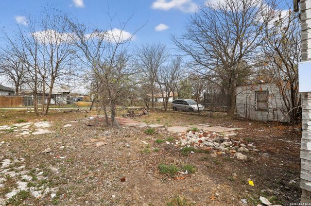 1315 Burleson, San Antonio, TX 78202