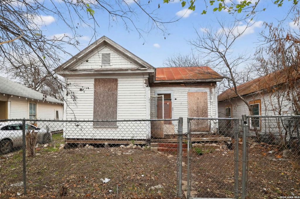 1315 Burleson, San Antonio, TX 78202