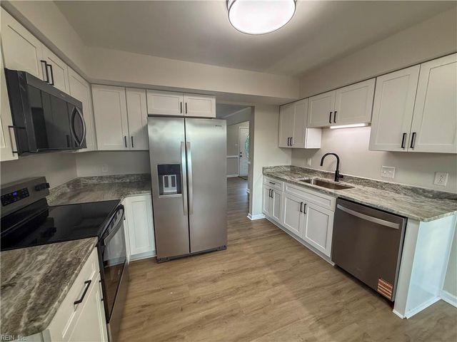 2004 Joliet CT, Virginia Beach, VA 23456