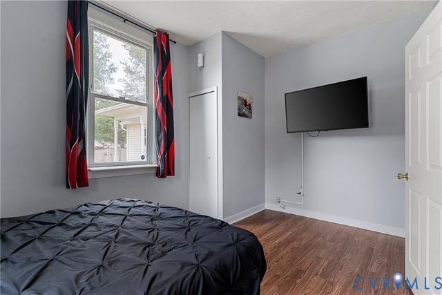 166 Wright Ave, Colonial Heights, VA 23834