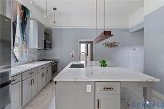 166 Wright Ave, Colonial Heights, VA 23834