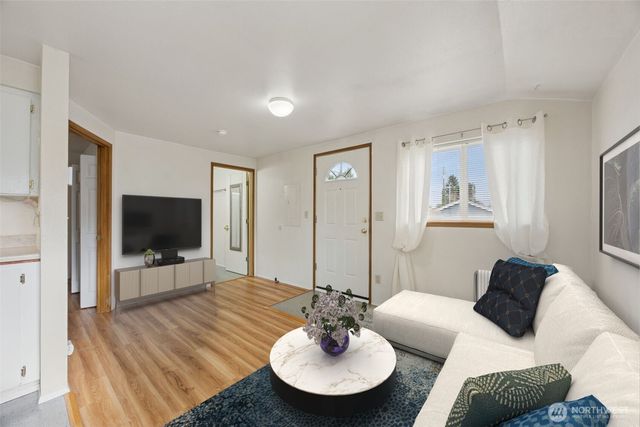 831 E 56th Street, Tacoma, WA 98404