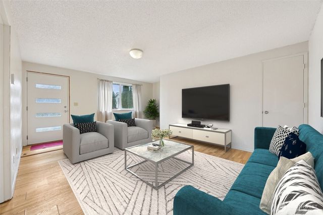 831 E 56th Street, Tacoma, WA 98404