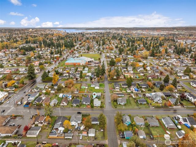 831 E 56th Street, Tacoma, WA 98404