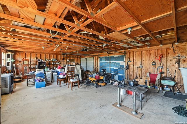 169 Saddle Dr., Spring Branch, TX 78070