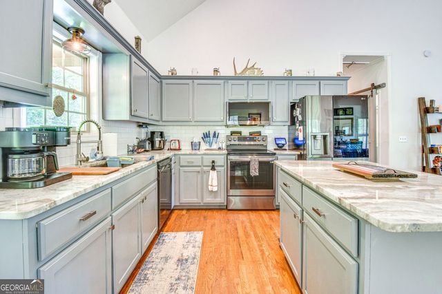 1100 Rova Way, Hiawassee, GA 30546