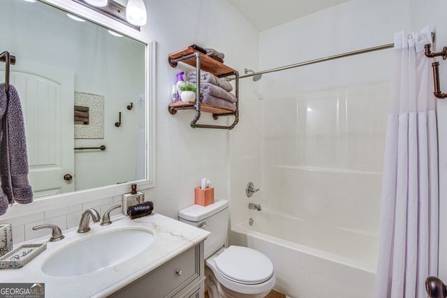 1100 Rova Way, Hiawassee, GA 30546
