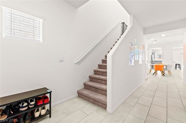 1880 Vass Springs Place, North Las Vegas, NV 89084