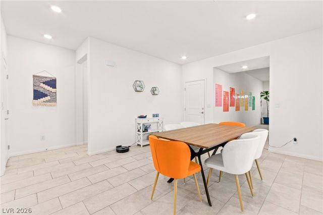 1880 Vass Springs Place, North Las Vegas, NV 89084