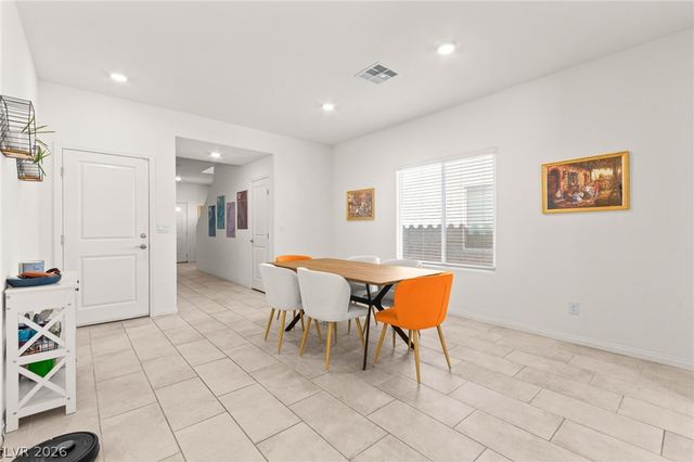 1880 Vass Springs Place, North Las Vegas, NV 89084