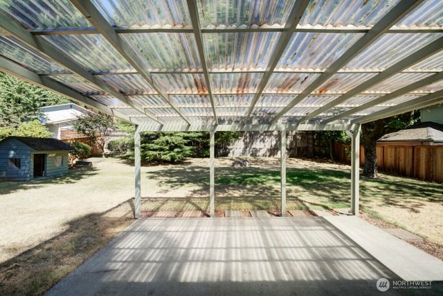 10550 NE 137th Place, Kirkland, WA 98034