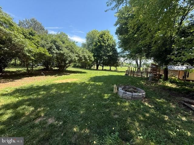 52 KATHLEEN CT, Fleetwood, PA 19522