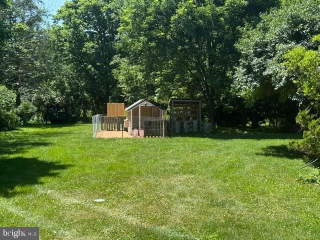 52 KATHLEEN CT, Fleetwood, PA 19522