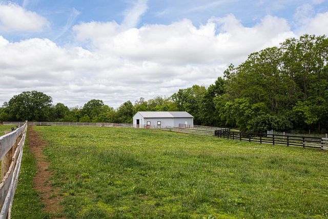 337 Collins Road, Paris, KY 40361