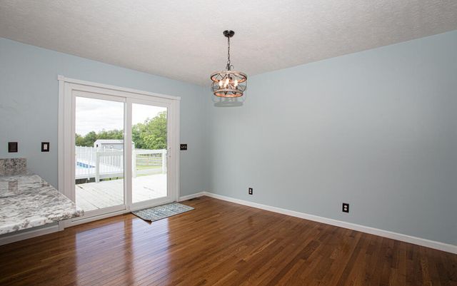 337 Collins Road, Paris, KY 40361