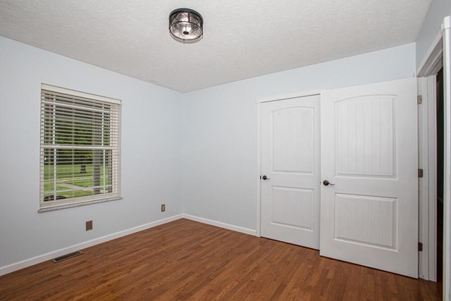 337 Collins Road, Paris, KY 40361