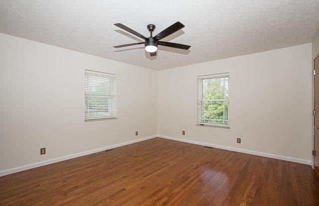 337 Collins Road, Paris, KY 40361