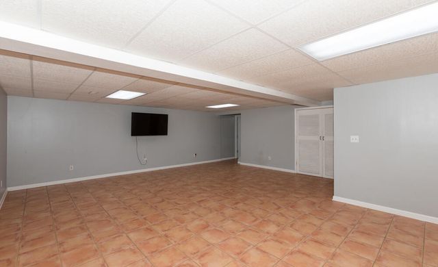 337 Collins Road, Paris, KY 40361