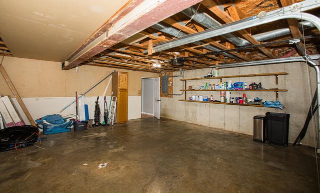 337 Collins Road, Paris, KY 40361