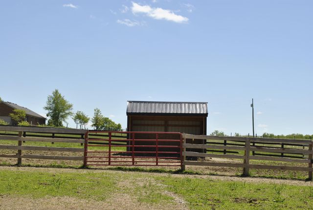 337 Collins Road, Paris, KY 40361