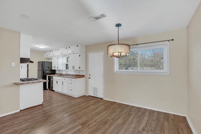 412 Fleming Drive, Hurst, TX 76053