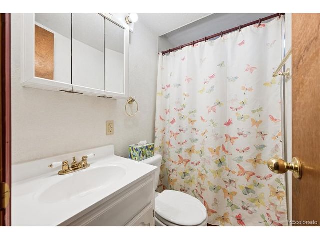 3330 W 95th Ave, Westminster, CO 80031