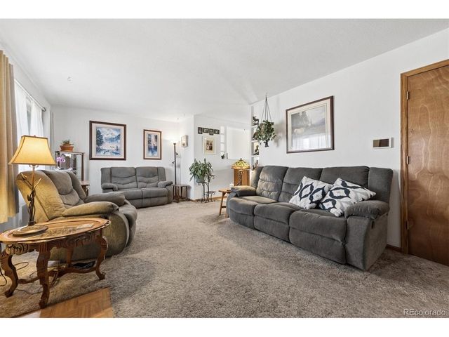 3330 W 95th Ave, Westminster, CO 80031