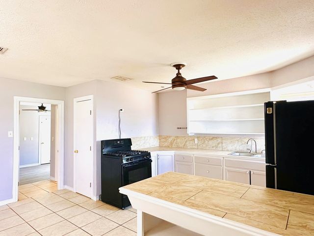 2812 Mariana Ave, Midland, OK 73115