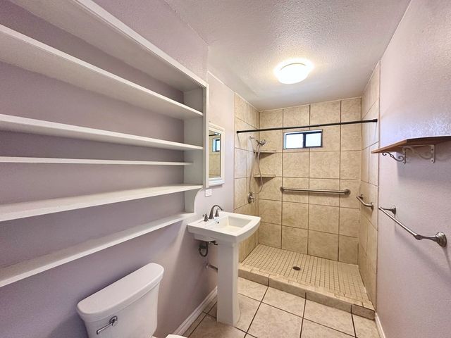 2812 Mariana Ave, Midland, OK 73115