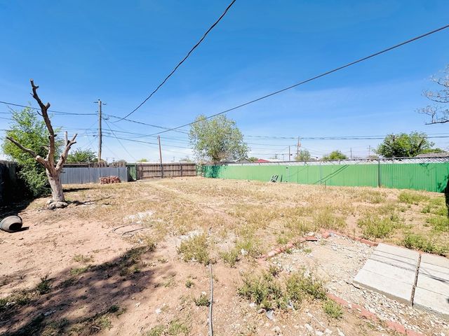 2812 Mariana Ave, Midland, OK 73115