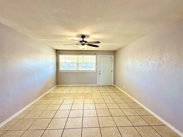 2812 Mariana Ave, Midland, OK 73115