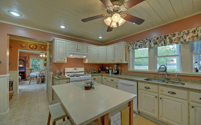 1082 Valley River Avenue, Murphy, NC 28906