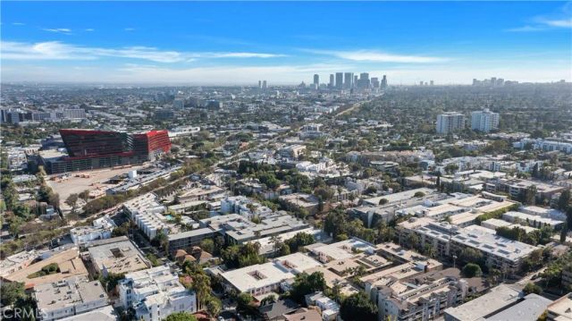 970 Palm Avenue 200, West Hollywood, CA 90069