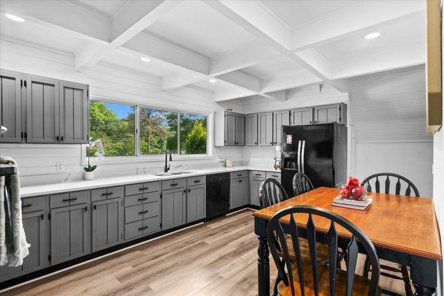 1230 Valencia Drive, Dalton, GA 30720