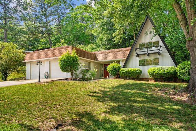 1230 Valencia Drive, Dalton, GA 30720