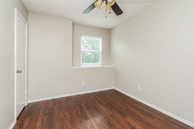 930 Boxwood Drive, Lewisville, TX 75067