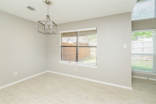 930 Boxwood Drive, Lewisville, TX 75067