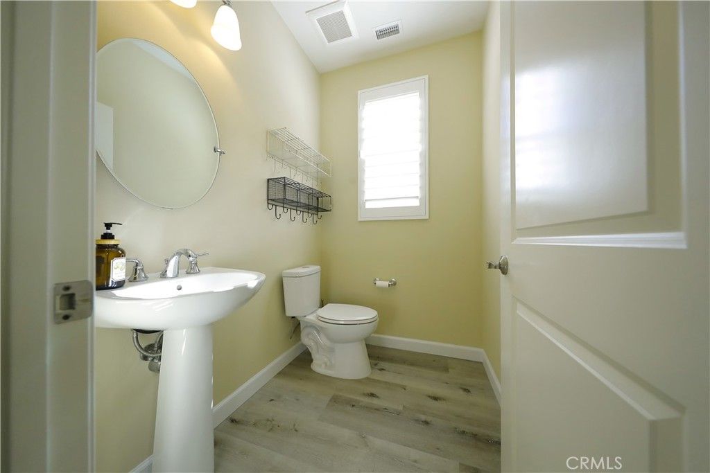 77 Rembrandt, Irvine, CA 92620 — photo 2