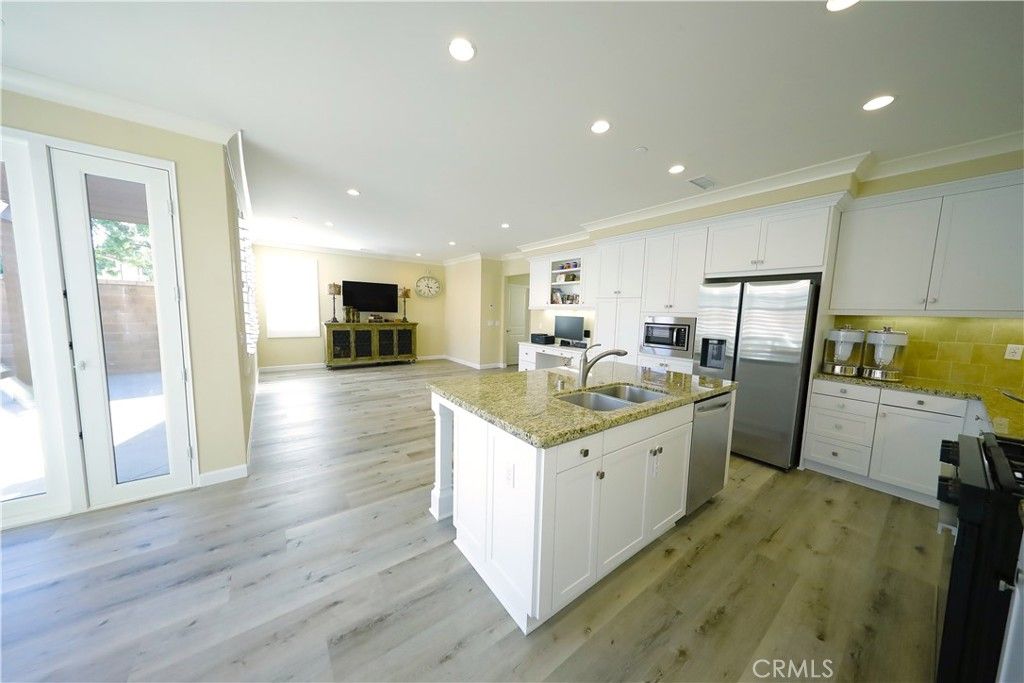 77 Rembrandt, Irvine, CA 92620 — photo 3