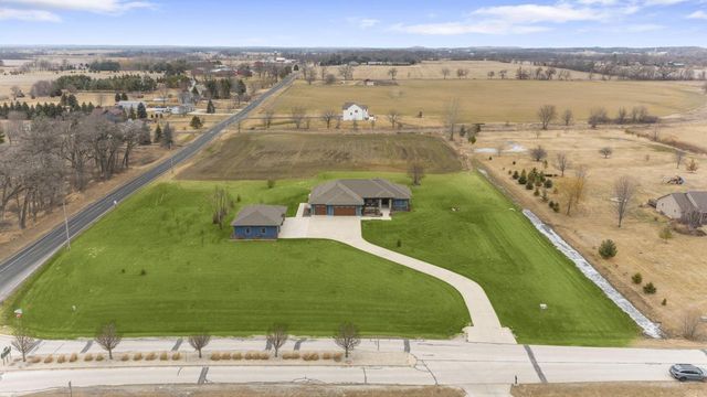 3420 Britton RIDGE, Union Grove, WI 53182