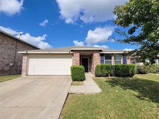 1725 Carolina Ridge Way, Fort Worth, TX 76247